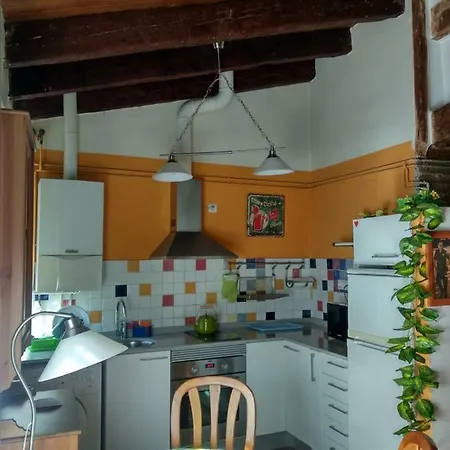 Centro Con Encanto. * فالنسيا